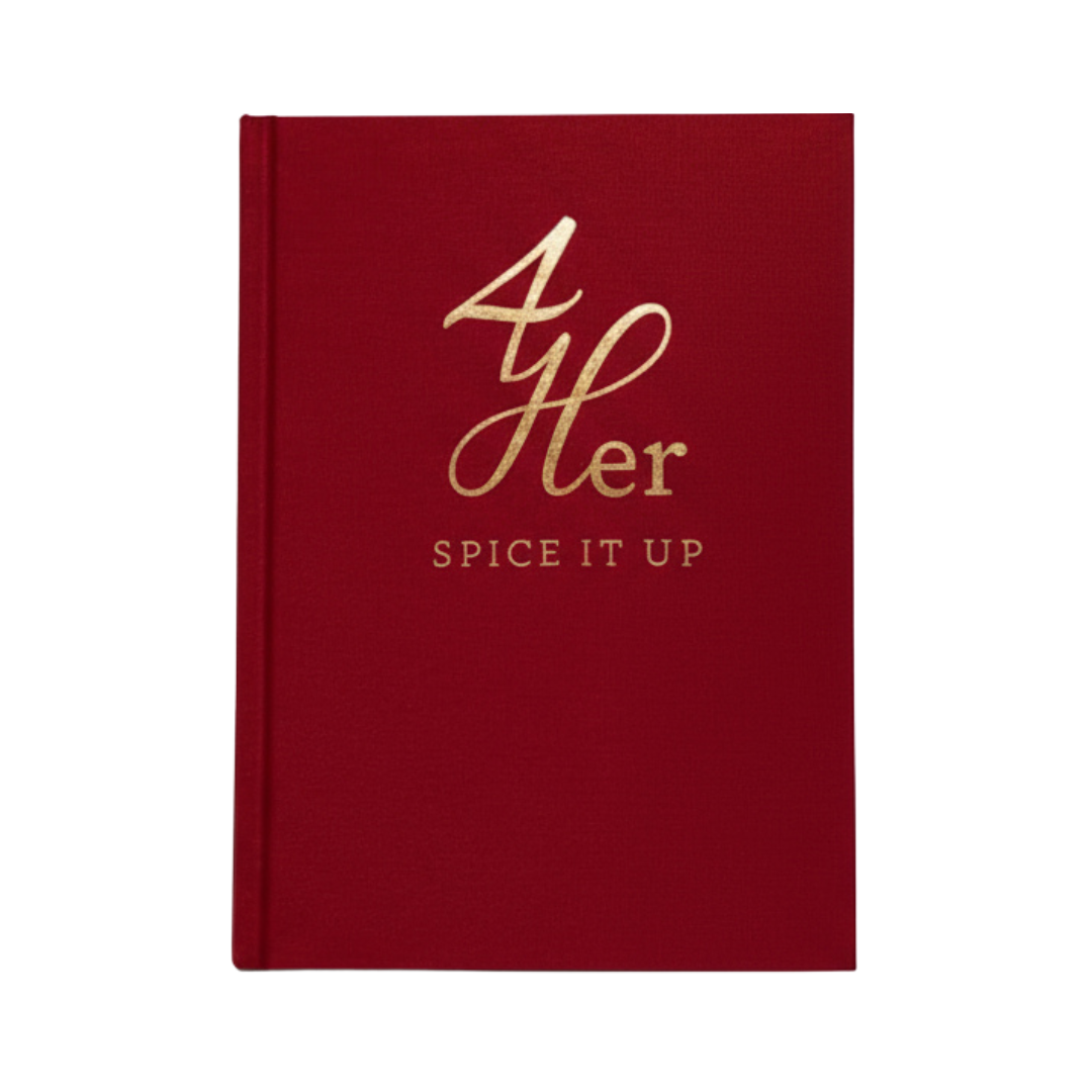 Es ist das Buch Spice It Up 4 Her zu sehen.